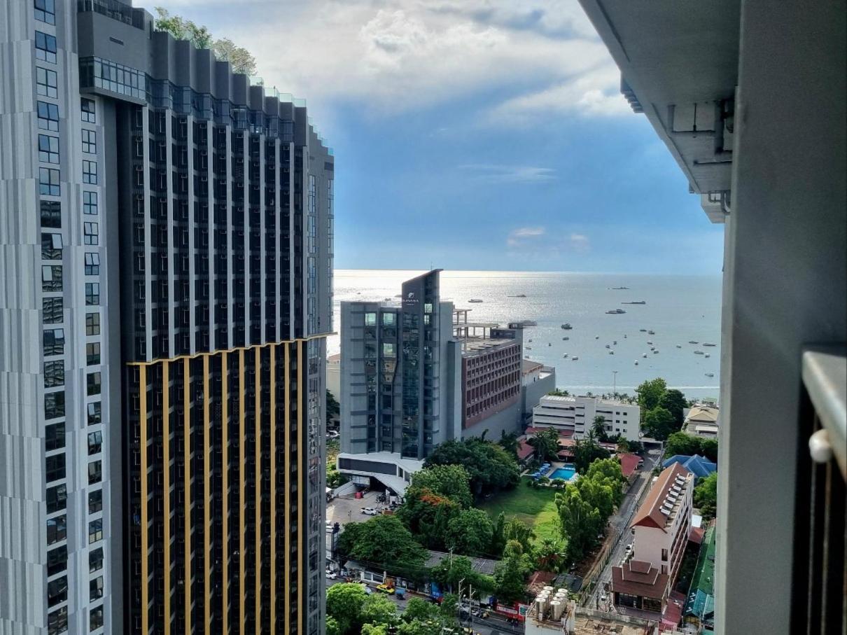 The Base Condo Center Of Pattaya Rooftop Swimming Pool المظهر الخارجي الصورة