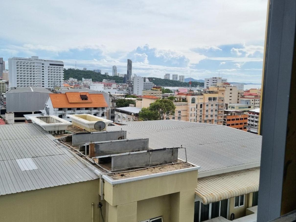 The Base Condo Center Of Pattaya Rooftop Swimming Pool المظهر الخارجي الصورة