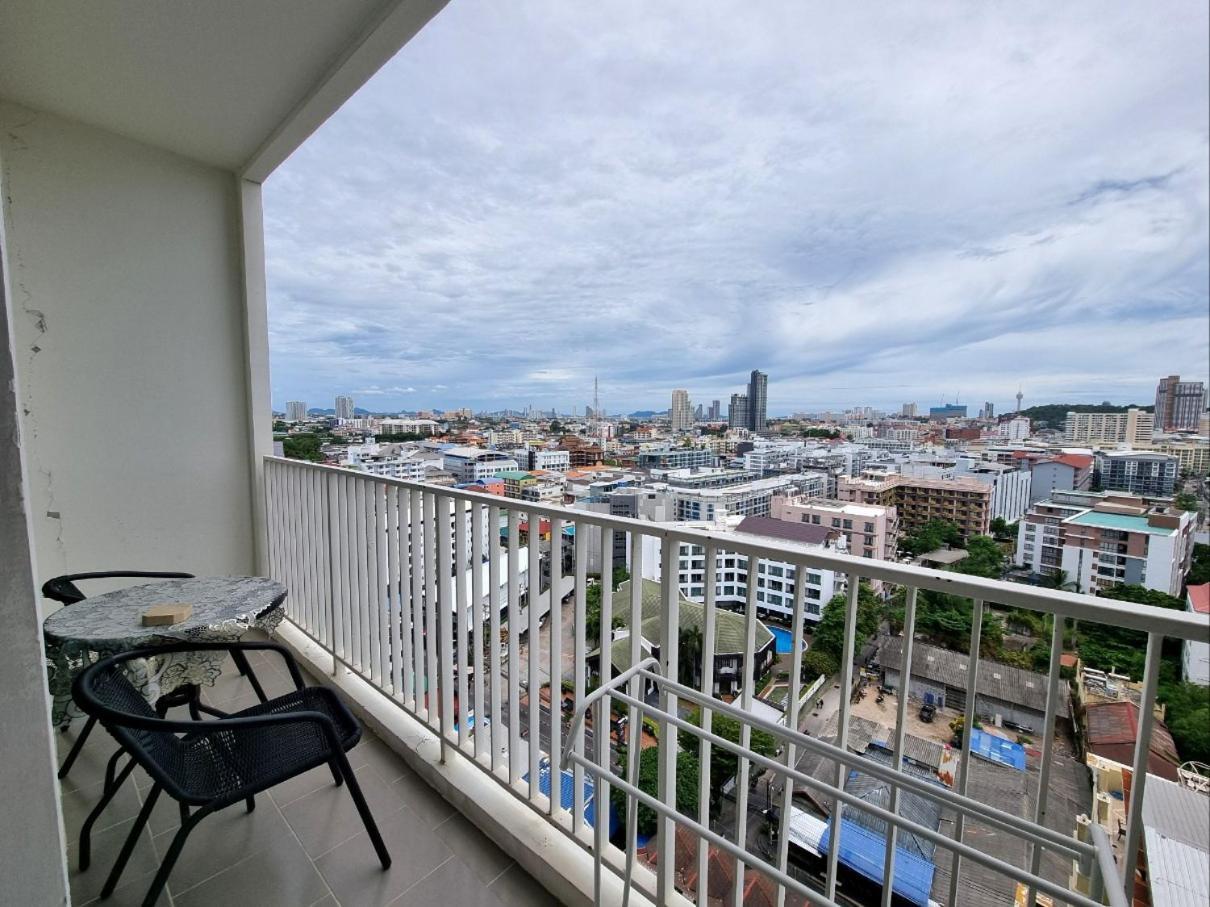 The Base Condo Center Of Pattaya Rooftop Swimming Pool المظهر الخارجي الصورة